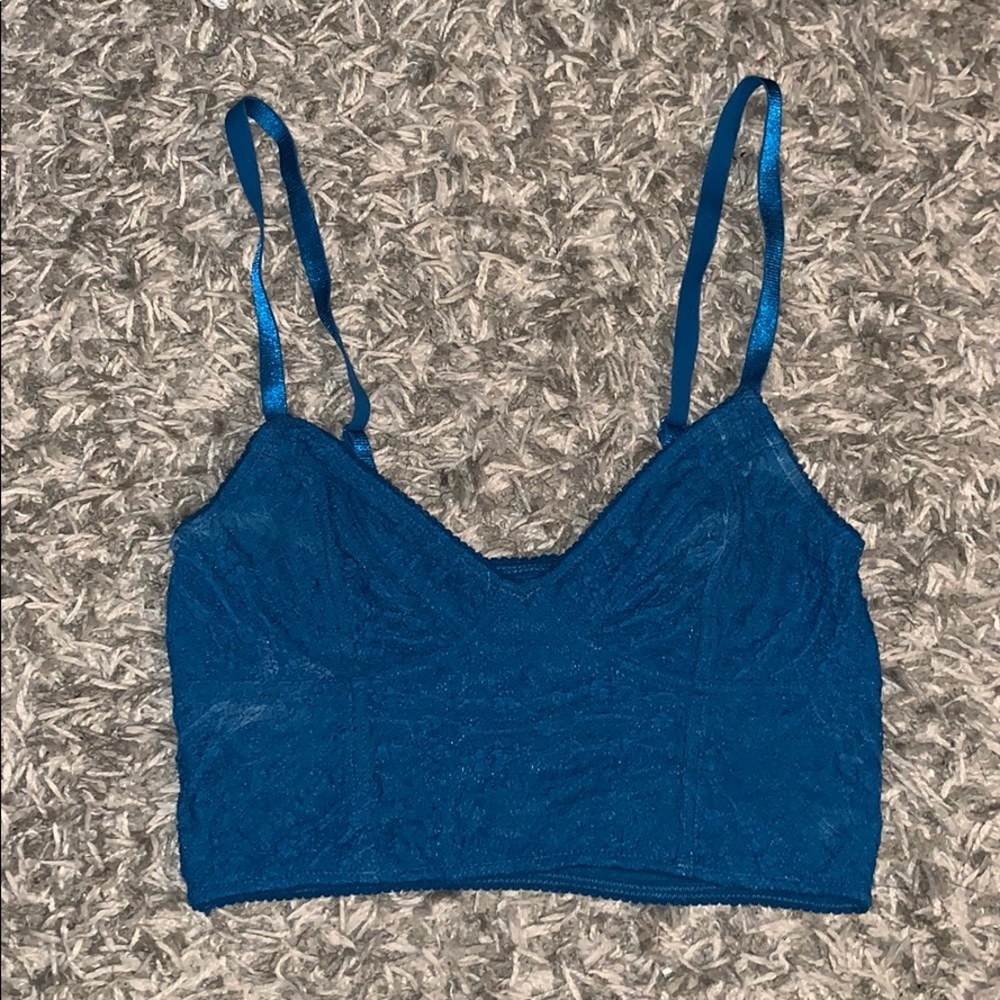 Bralette with adjustable straps